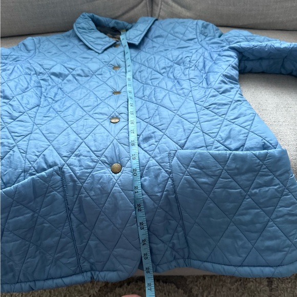 Barbour Women's Shaped Flyweight Quilt Short Jacket, size 8, blue - Picture 7 of 8